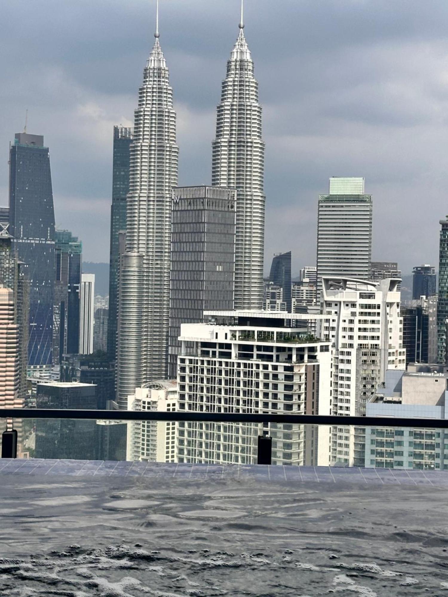 Апартаменти The Luxe Infinitum Klcc By Kl Malaysia Куала-Лумпур Екстер'єр фото