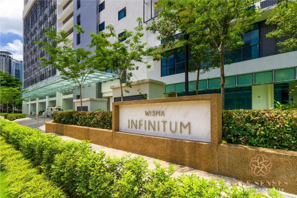 Апартаменти The Luxe Infinitum Klcc By Kl Malaysia Куала-Лумпур Екстер'єр фото