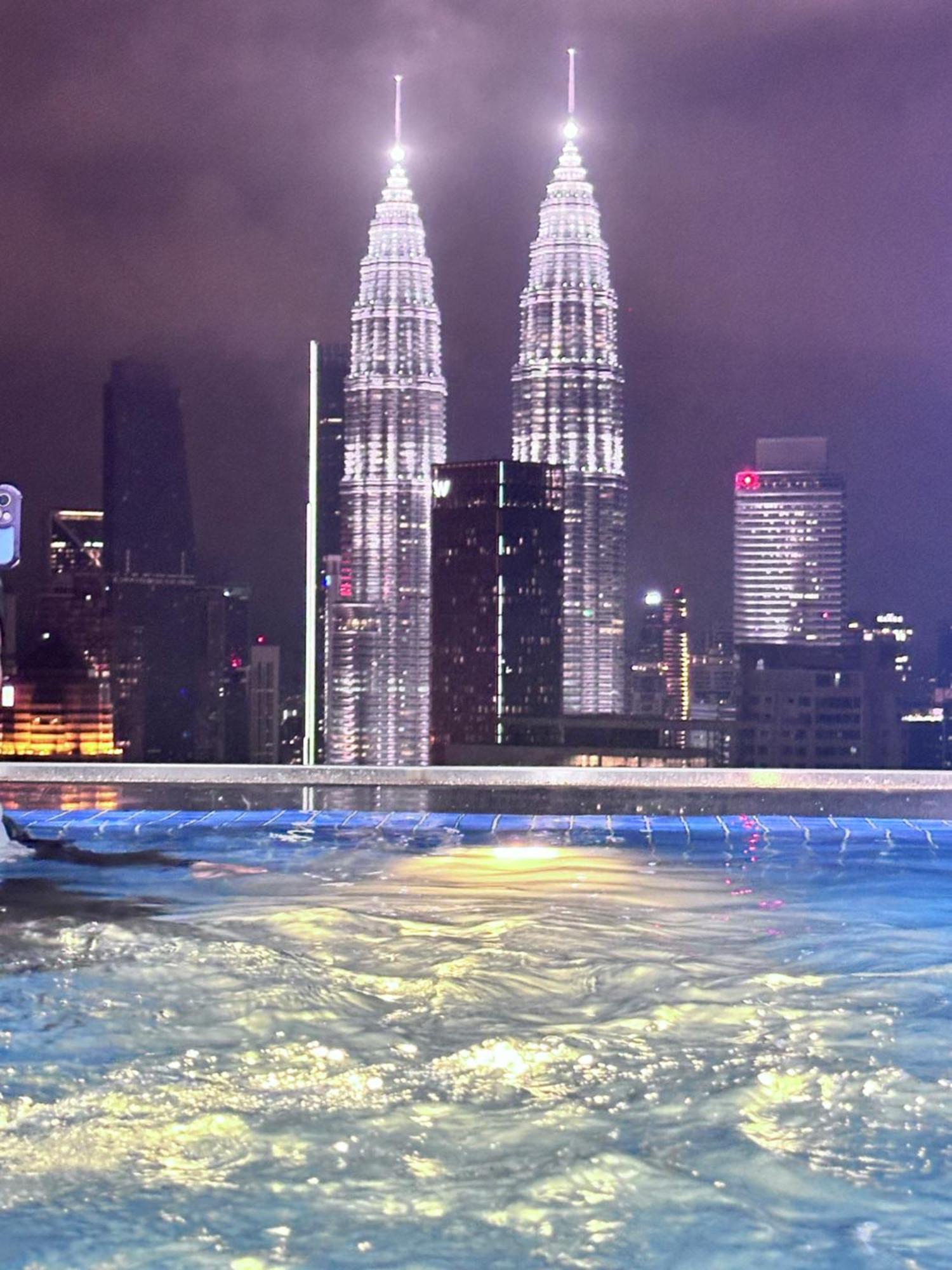 Апартаменти The Luxe Infinitum Klcc By Kl Malaysia Куала-Лумпур Екстер'єр фото